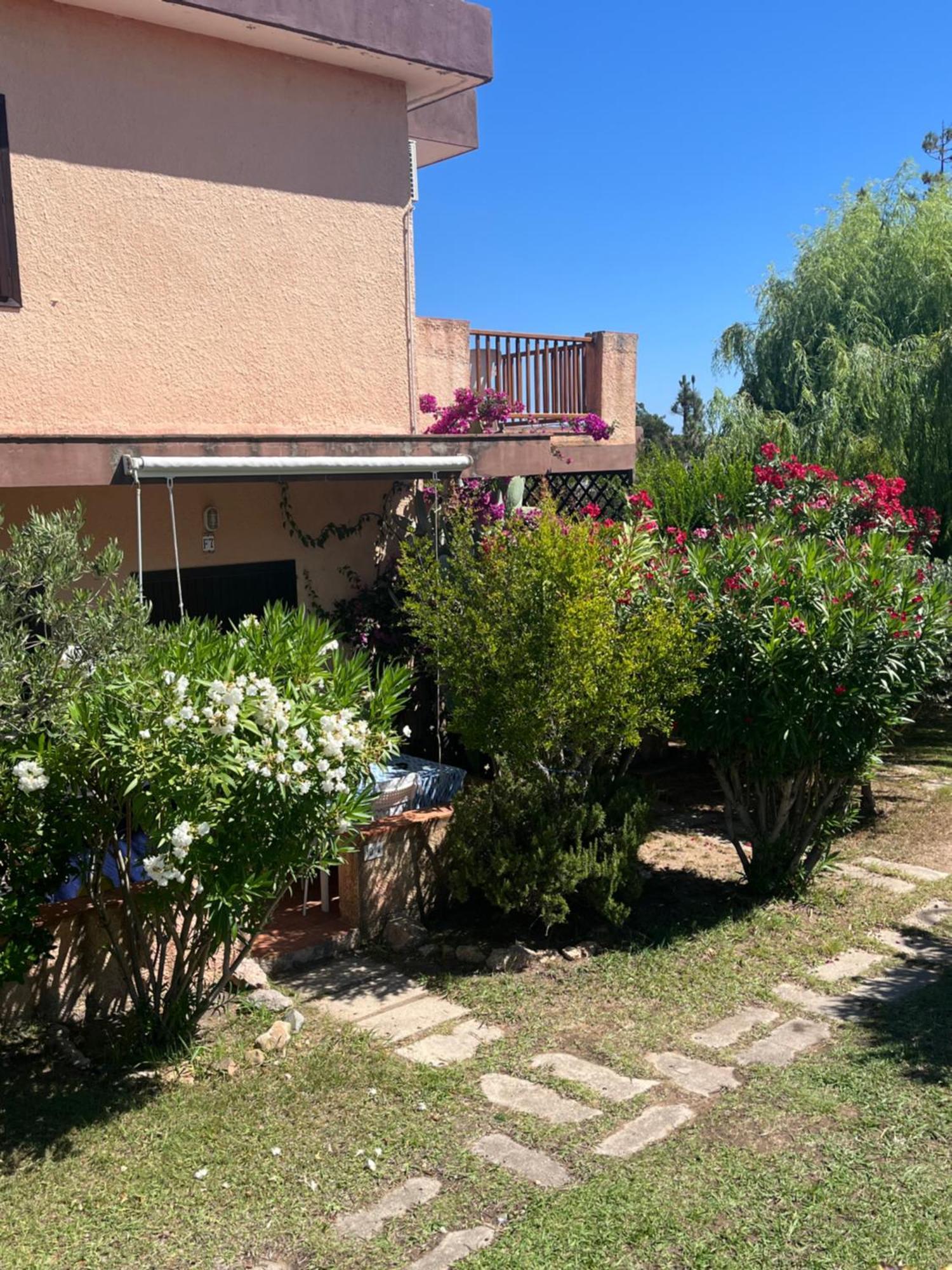 Bilocali Residenza Mediterranea Cannigione Exterior foto