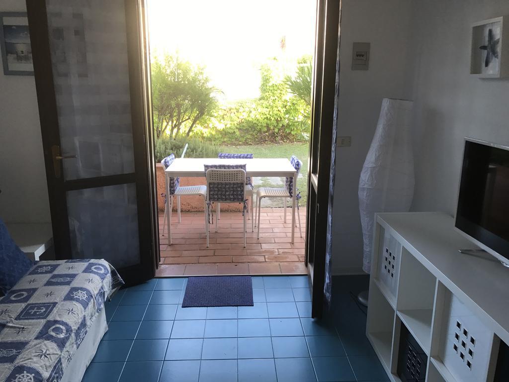 Bilocali Residenza Mediterranea Cannigione Exterior foto
