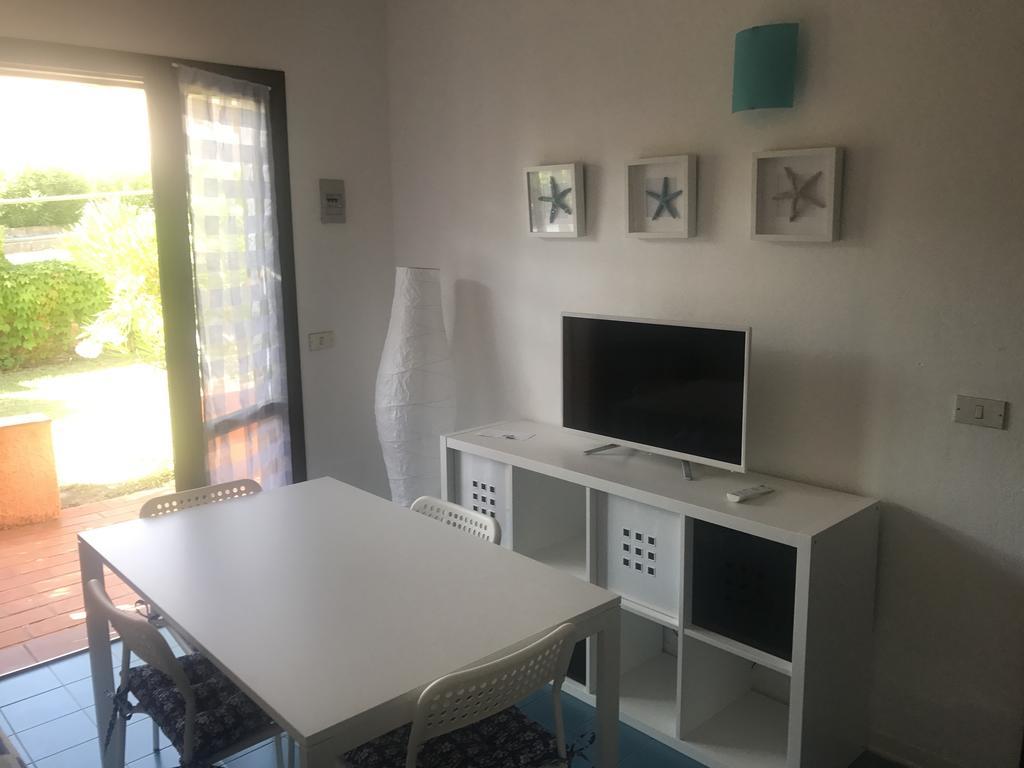 Bilocali Residenza Mediterranea Cannigione Exterior foto